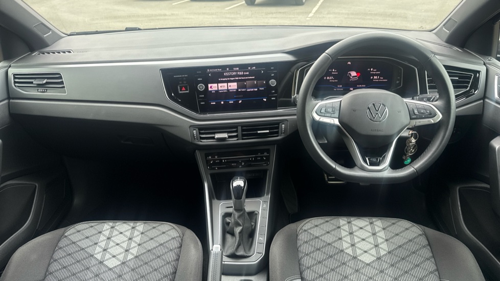 Volkswagen Polo 1.0 TSI 115 Black Edition 5dr DSG Petrol Hatchback - Image 9