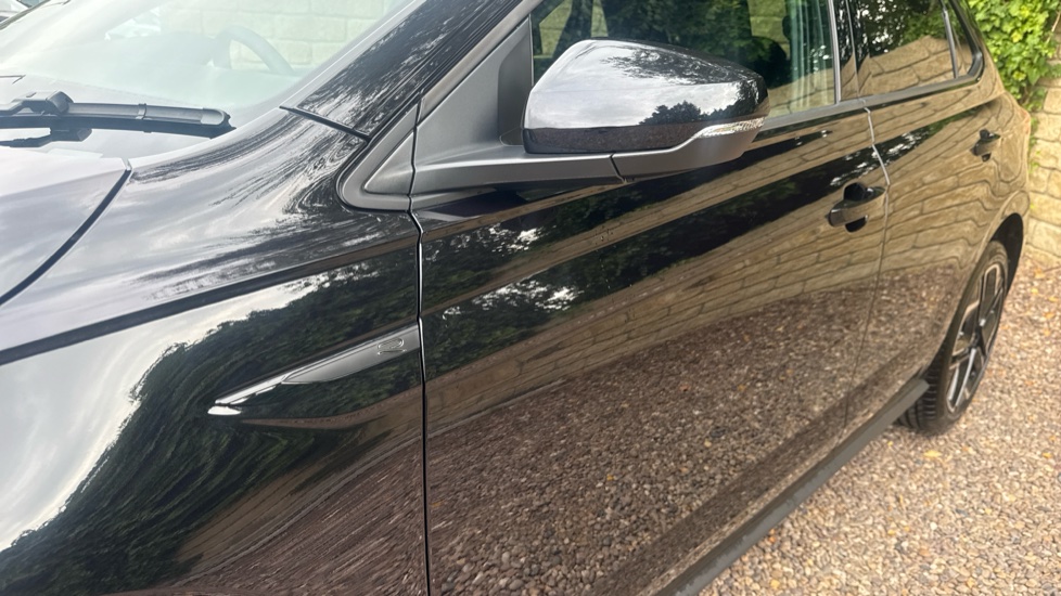Volkswagen Polo 1.0 TSI 115 Black Edition 5dr DSG Petrol Hatchback - Image 21