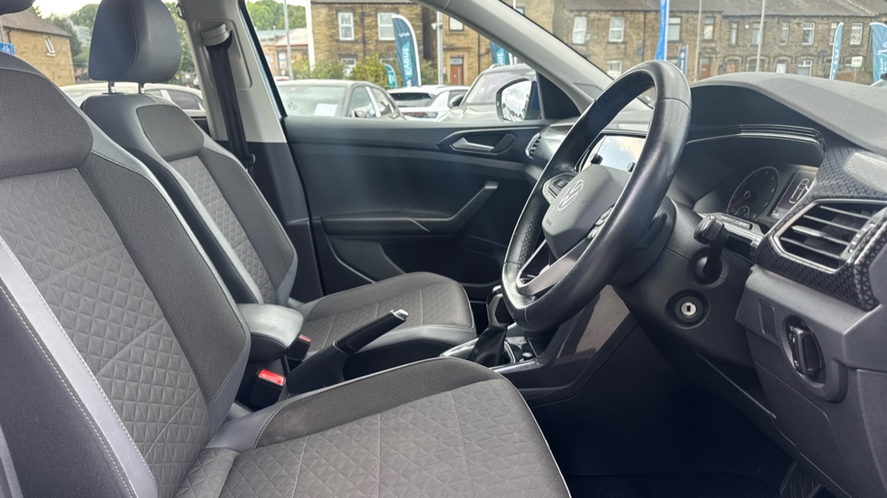 Volkswagen T-Cross 1.0 TSI 110 SEL 5dr DSG Petrol Estate - Image 15