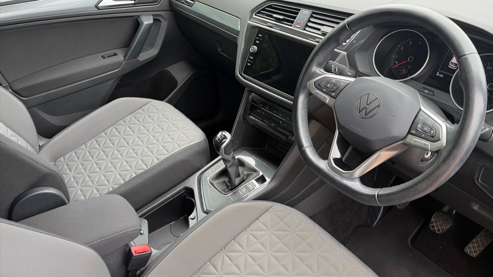 Volkswagen Tiguan 1.5 TSI Life 5dr Petrol Estate - Image 6
