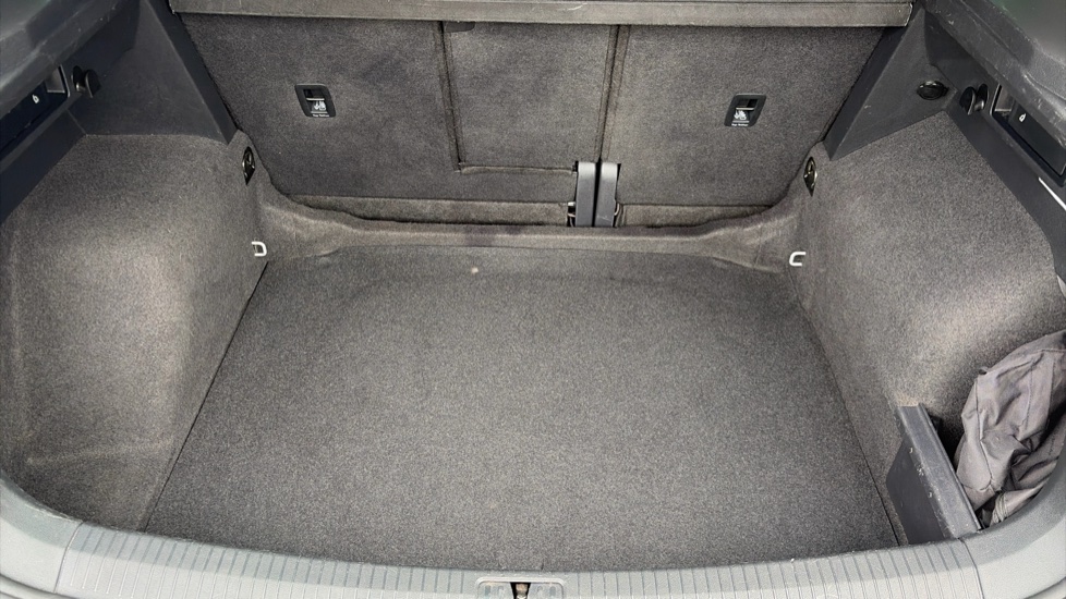 Volkswagen Tiguan 1.5 TSI Life 5dr Petrol Estate - Image 20