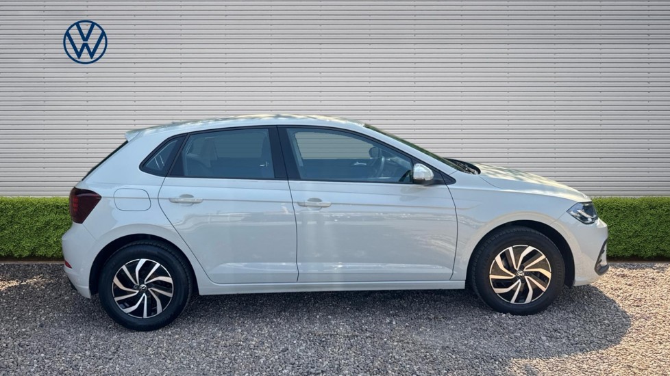 Volkswagen Polo 1.0 Life 5dr Petrol Hatchback - Image 4