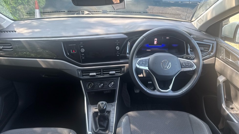 Volkswagen Polo 1.0 Life 5dr Petrol Hatchback - Image 9