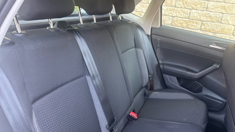 Volkswagen Polo 1.0 Life 5dr Petrol Hatchback - Image 16
