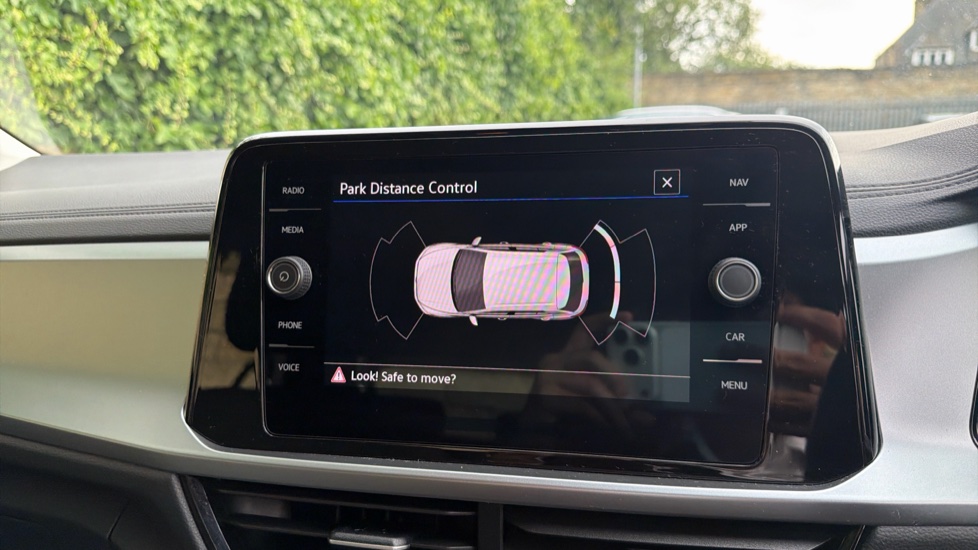 Volkswagen T-Roc 1.5 TSI Life 5dr Petrol Hatchback - Image 22