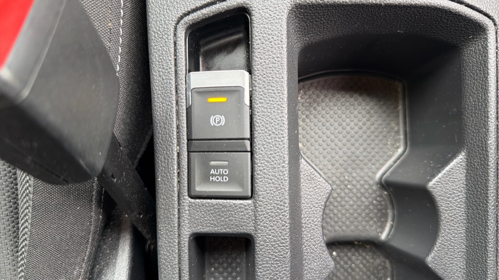 Volkswagen T-Roc 1.5 TSI Life 5dr Petrol Hatchback - Image 27