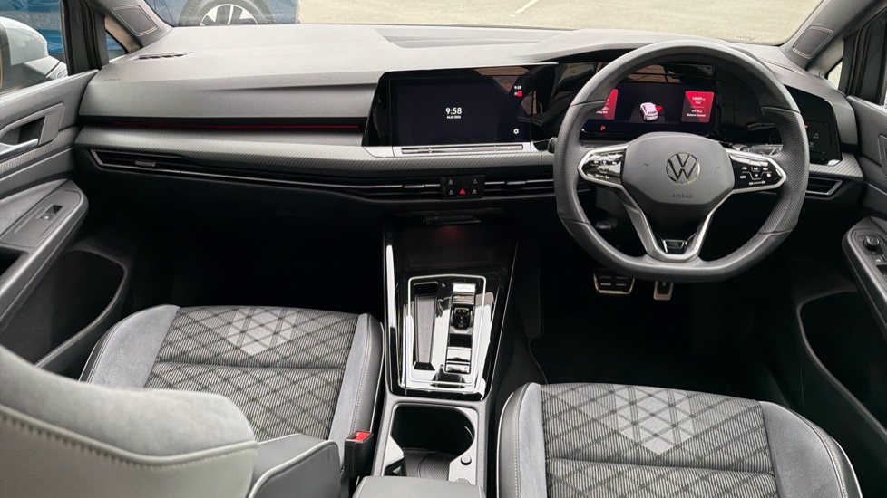 Volkswagen Golf 1.5 eTSI 150 R-Line 5dr DSG Petrol Hatchback - Image 9