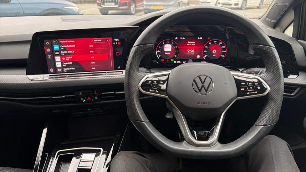 Volkswagen Golf 1.5 eTSI 150 R-Line 5dr DSG Petrol Hatchback - Image 10