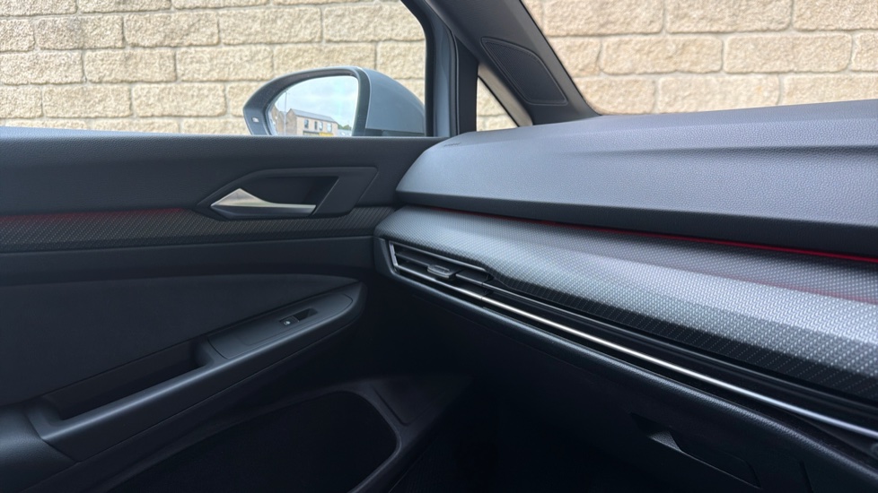 Volkswagen Golf 1.5 eTSI 150 R-Line 5dr DSG Petrol Hatchback - Image 26