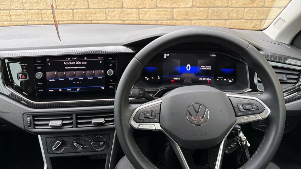 Volkswagen Polo 1.0 TSI Life 5dr Petrol Hatchback - Image 10