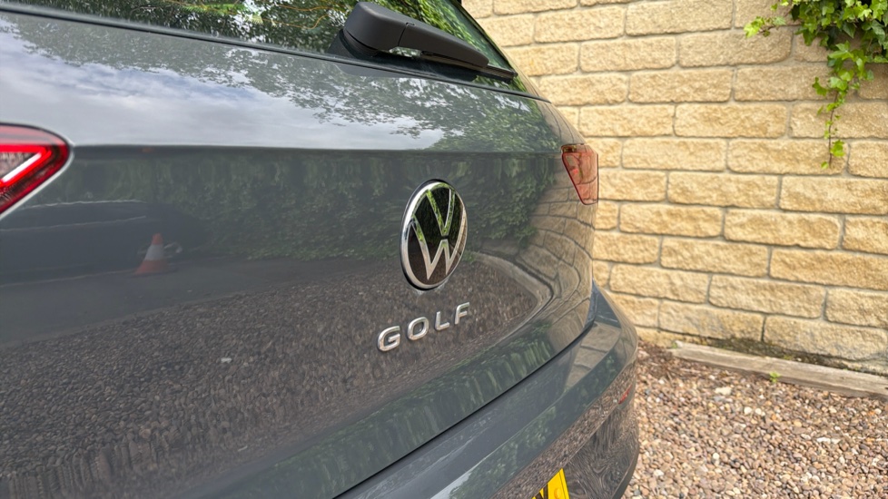 Volkswagen Golf 1.5 TSI 150 Life 5dr Petrol Hatchback - Image 22