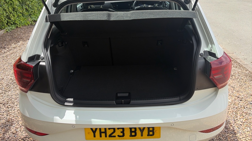 Volkswagen Polo 1.0 TSI Life 5dr Petrol Hatchback - Image 20