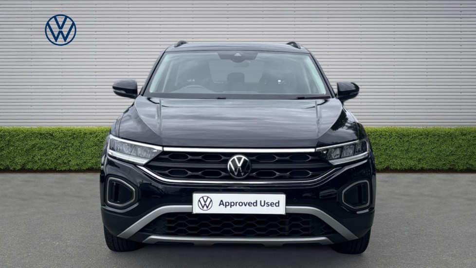 Volkswagen T-Roc 1.5 TSI Life 5dr Petrol Hatchback - Image 7