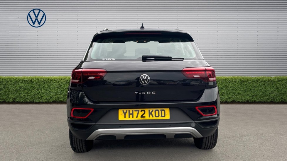 Volkswagen T-Roc 1.5 TSI Life 5dr Petrol Hatchback - Image 8
