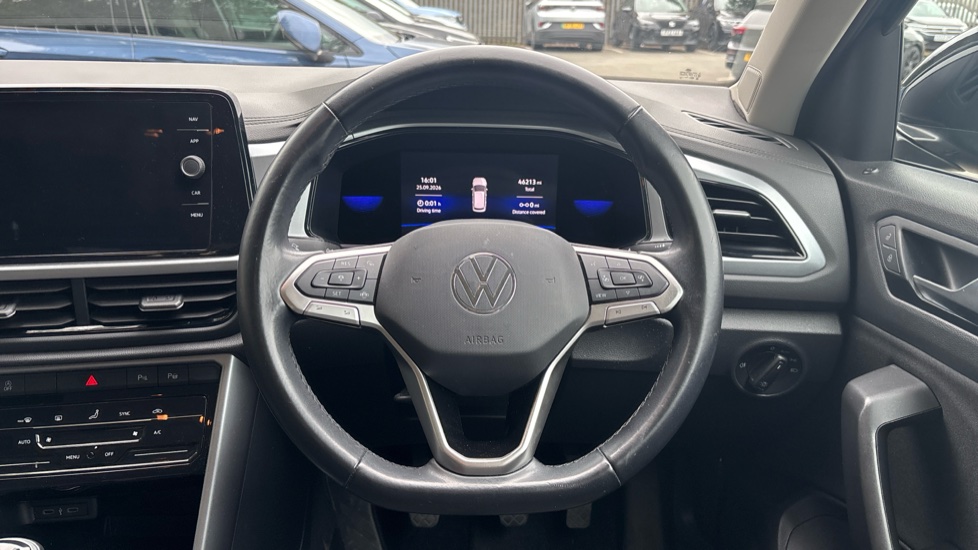 Volkswagen T-Roc 1.5 TSI Life 5dr Petrol Hatchback - Image 10