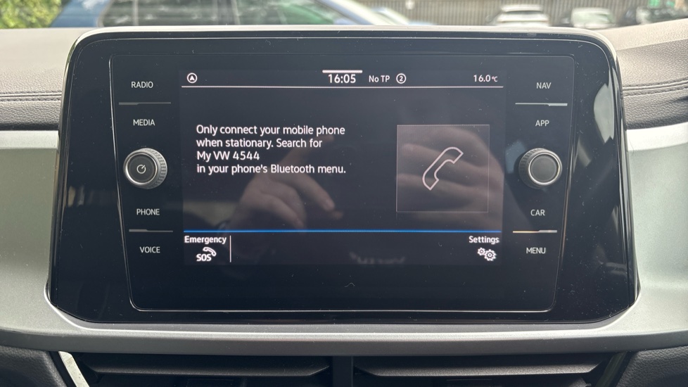 Volkswagen T-Roc 1.5 TSI Life 5dr Petrol Hatchback - Image 33
