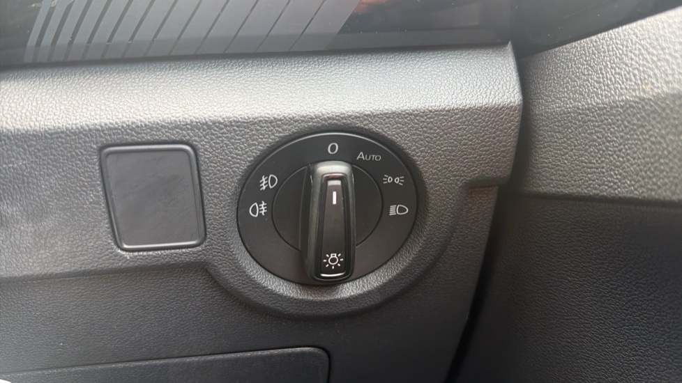 Volkswagen T-Cross 1.0 TSI Black Edition 5dr Petrol Estate - Image 21