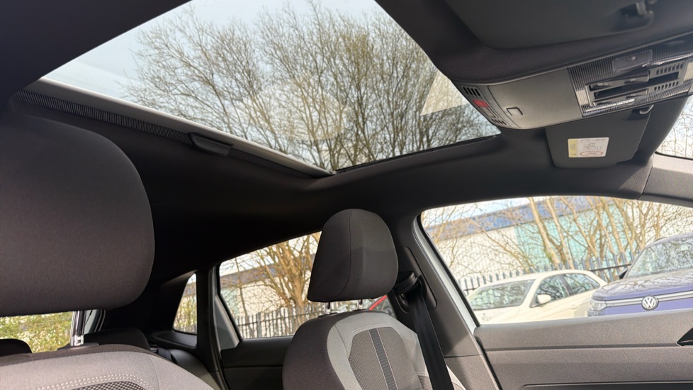 Volkswagen Polo 1.0 TSI Edition 50 5dr Petrol Hatchback - Image 28