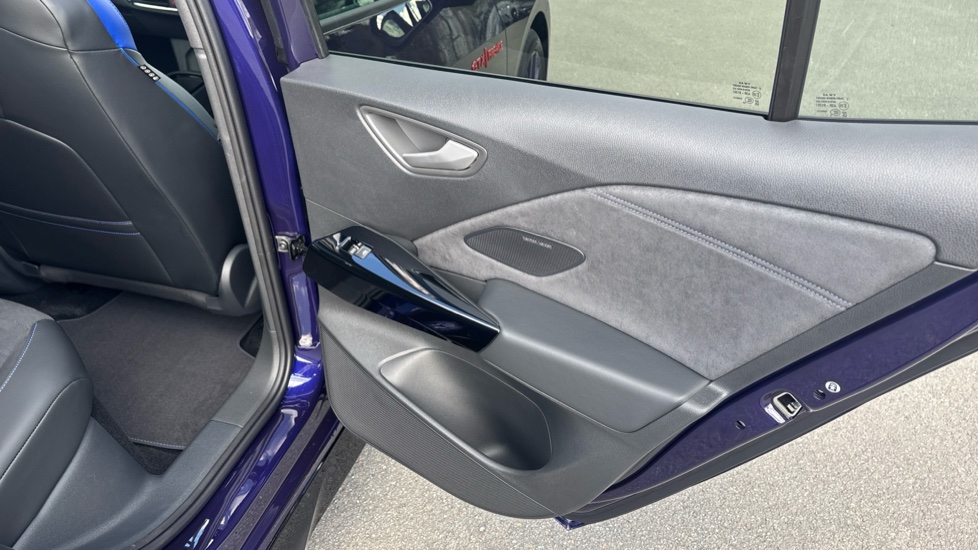 Volkswagen ID.3 240kW GTX Fire/Ice 79kWh 5dr Auto Electric Hatchback - Image 38