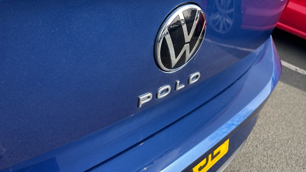 Volkswagen Polo 1.0 TSI Life 5dr Petrol Hatchback - Image 39