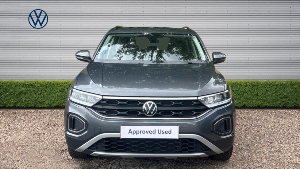 Volkswagen T-Roc 1.5 TSI Life 5dr Petrol Hatchback - Image 7