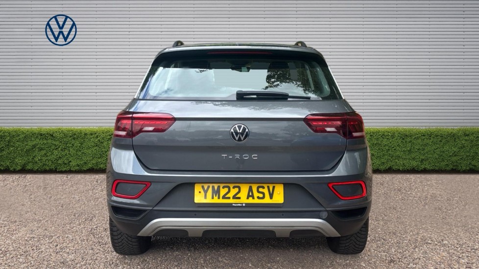 Volkswagen T-Roc 1.5 TSI Life 5dr Petrol Hatchback - Image 8