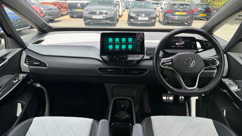Volkswagen ID.3 150kW Family Pro Performance 58kWh 5dr Auto Electric Hatchback - Image 9