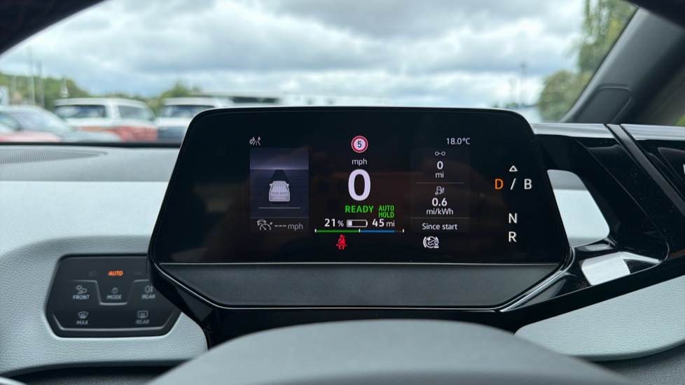 Volkswagen ID.3 150kW Family Pro Performance 58kWh 5dr Auto Electric Hatchback - Image 11