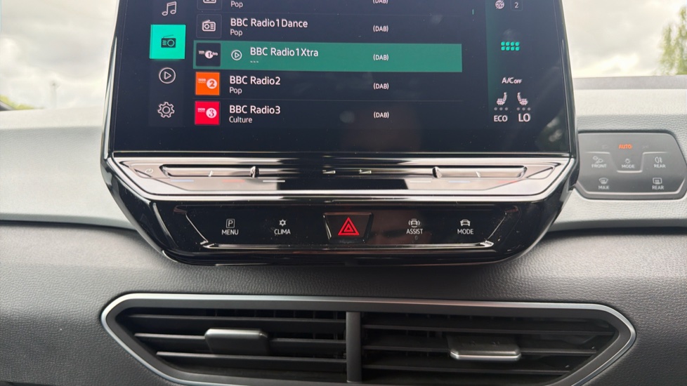 Volkswagen ID.3 150kW Family Pro Performance 58kWh 5dr Auto Electric Hatchback - Image 13