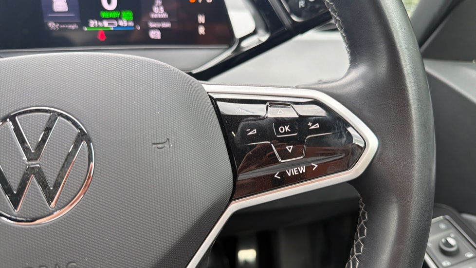 Volkswagen ID.3 150kW Family Pro Performance 58kWh 5dr Auto Electric Hatchback - Image 18