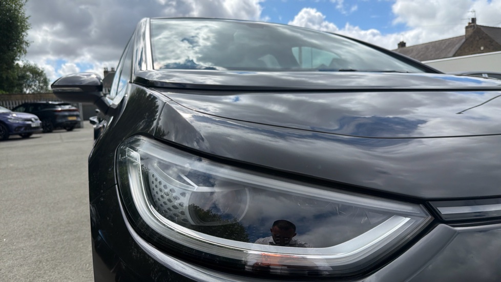 Volkswagen ID.3 150kW Family Pro Performance 58kWh 5dr Auto Electric Hatchback - Image 26