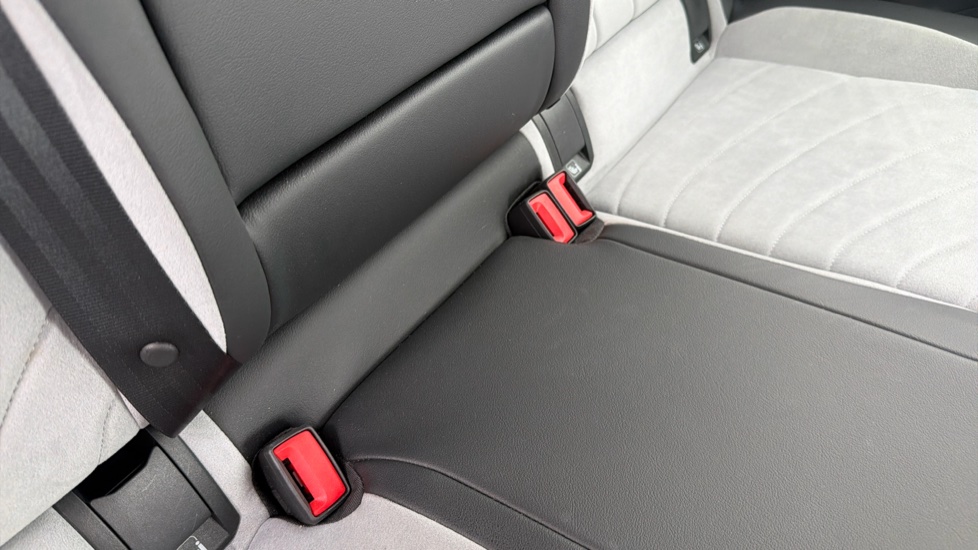 Volkswagen ID.3 150kW Family Pro Performance 58kWh 5dr Auto Electric Hatchback - Image 28
