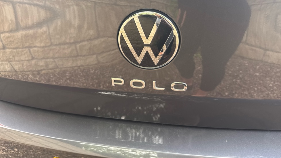 Volkswagen Polo 1.0 TSI Life 5dr Petrol Hatchback - Image 35