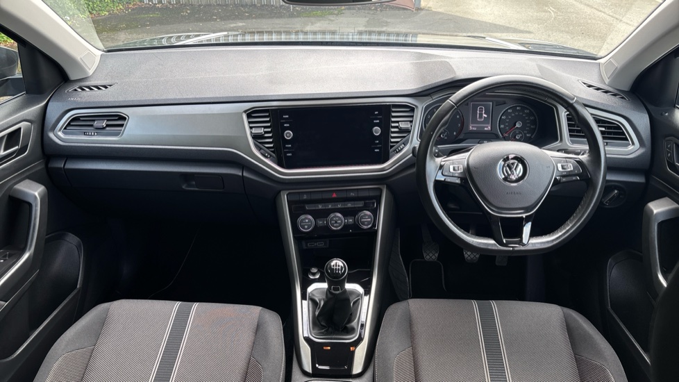 Volkswagen T-Roc 1.0 TSI SE 5dr Petrol Hatchback - Image 9
