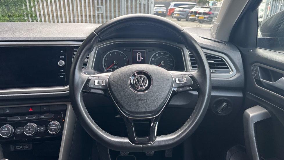 Volkswagen T-Roc 1.0 TSI SE 5dr Petrol Hatchback - Image 10