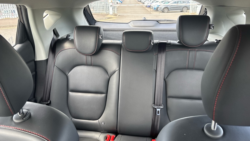 MG ZS 1.0T GDi Exclusive 5dr DCT Petrol Hatchback - Image 15