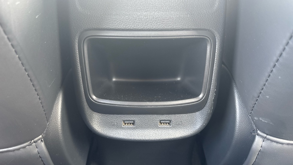 MG ZS 1.0T GDi Exclusive 5dr DCT Petrol Hatchback - Image 27