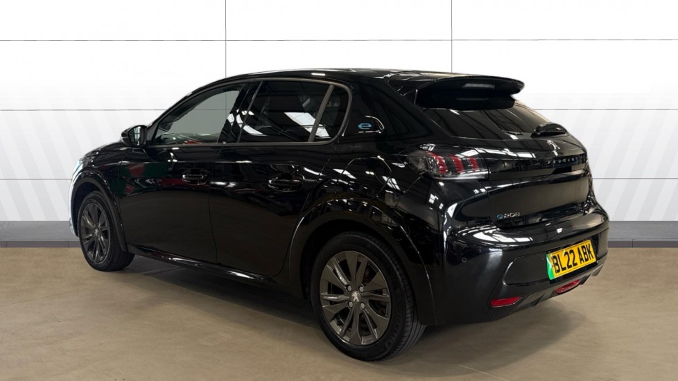 Peugeot 208 100kW Allure Premium 50kWh 5dr Auto Electric Hatchback - Image 2