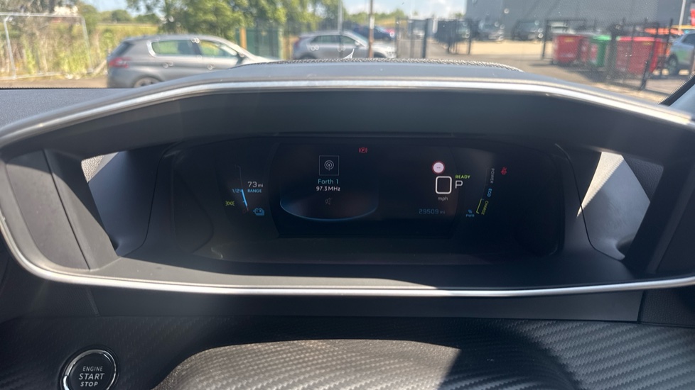 Peugeot 208 100kW Allure Premium 50kWh 5dr Auto Electric Hatchback - Image 18