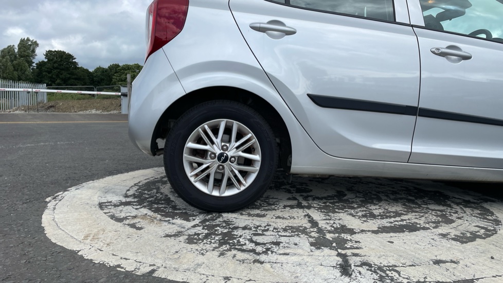 Kia Picanto 1.0 2 5dr [4 seats] Petrol Hatchback - Image 7