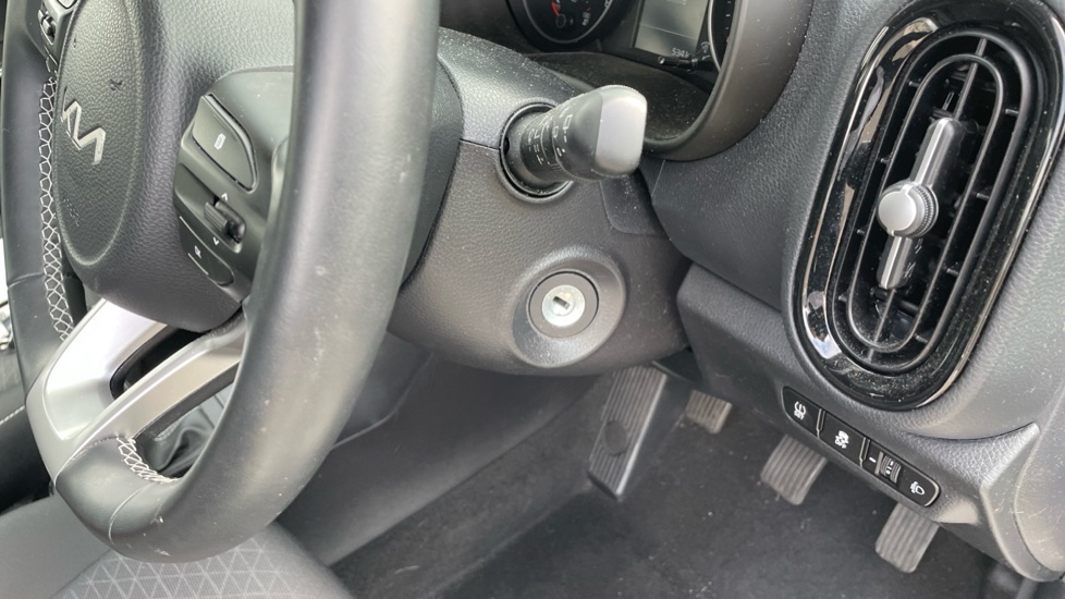Kia Picanto 1.0 2 5dr [4 seats] Petrol Hatchback - Image 25