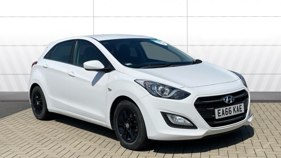 Hyundai i30 1.6 CRDi Blue Drive SE 5dr Diesel Hatchback - Image 1