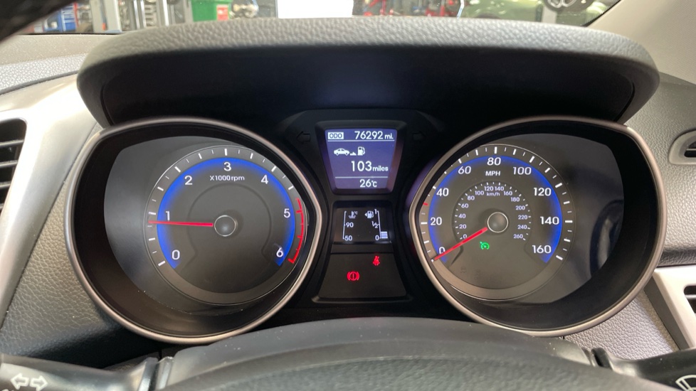 Hyundai i30 1.6 CRDi Blue Drive SE 5dr Diesel Hatchback - Image 18