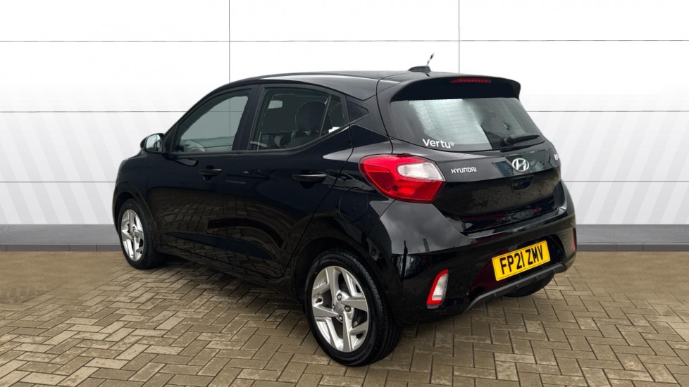 Hyundai i10 1.0 MPi SE Connect 5dr Petrol Hatchback - Image 2