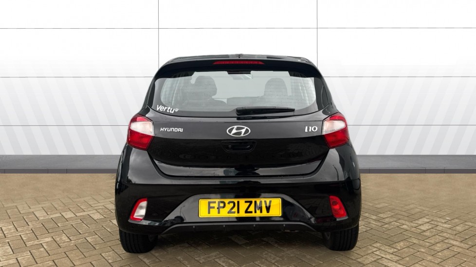 Hyundai i10 1.0 MPi SE Connect 5dr Petrol Hatchback - Image 6