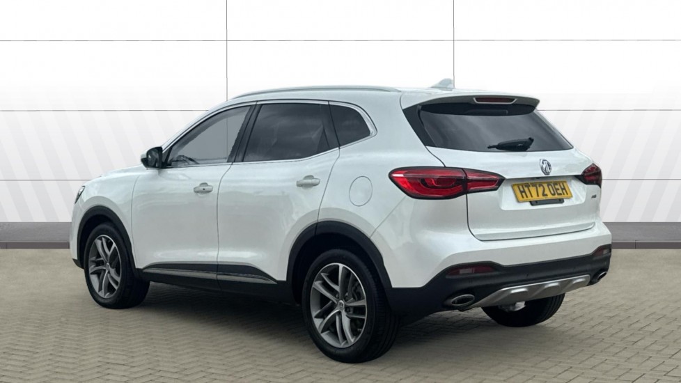MG HS 1.5 T-GDI Exclusive 5dr DCT Petrol Hatchback - Image 2