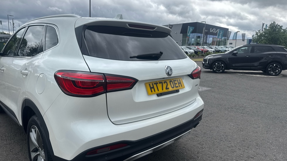 MG HS 1.5 T-GDI Exclusive 5dr DCT Petrol Hatchback - Image 27