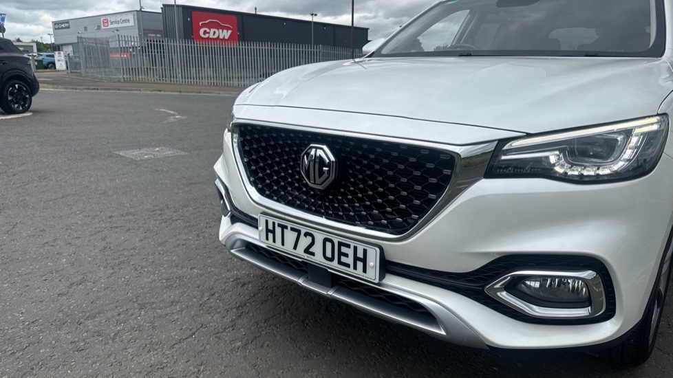 MG HS 1.5 T-GDI Exclusive 5dr DCT Petrol Hatchback - Image 30