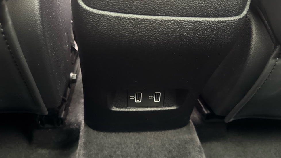 MG HS 1.5 T-GDI Exclusive 5dr DCT Petrol Hatchback - Image 32