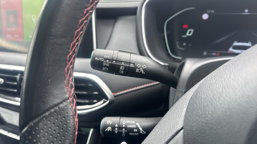 MG HS 1.5 T-GDI Exclusive 5dr DCT Petrol Hatchback - Image 36